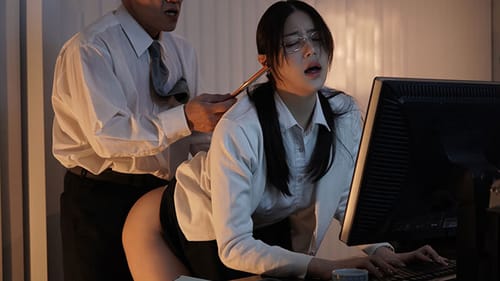 ATID-623 Em gái văn phòng đã có chồng sa vào lưới tình của sếp